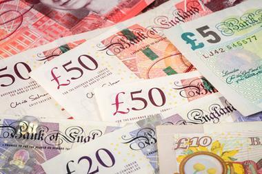 Money_bills_living wage_cash