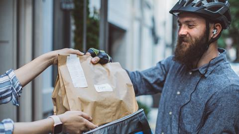 delivery_takeaway_1154103372