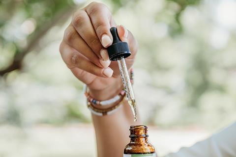 CBD oil (2)